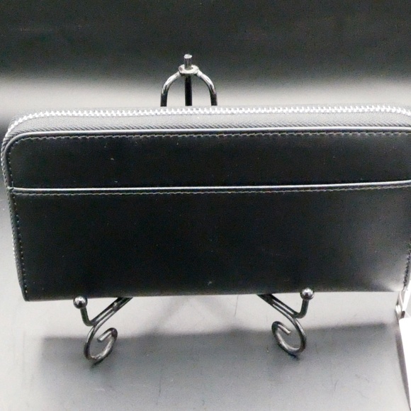 Coach Large Peanuts Wallet in Black - Picture 2 of 3